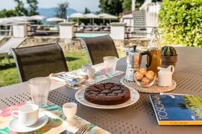 Appartement met twee slaapkamers en uitzicht — Tenuta Guinigi Antico Borgo di Matraia - Exclusive Holidays apartments & Pool